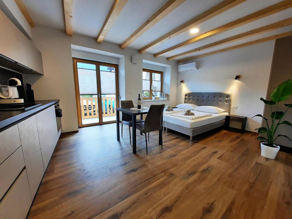 Apartments Hlapi With Spa Kobarid Εξωτερικό φωτογραφία