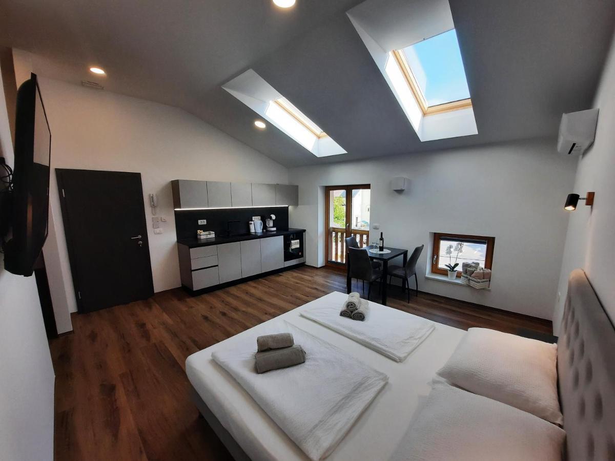 Apartments Hlapi With Spa Kobarid Εξωτερικό φωτογραφία